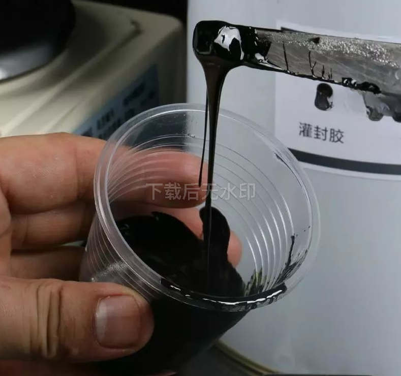 探究環(huán)氧耐高溫膠的化學(xué)構(gòu)成及其在工業(yè)中的關(guān)鍵作用(圖1) image.png